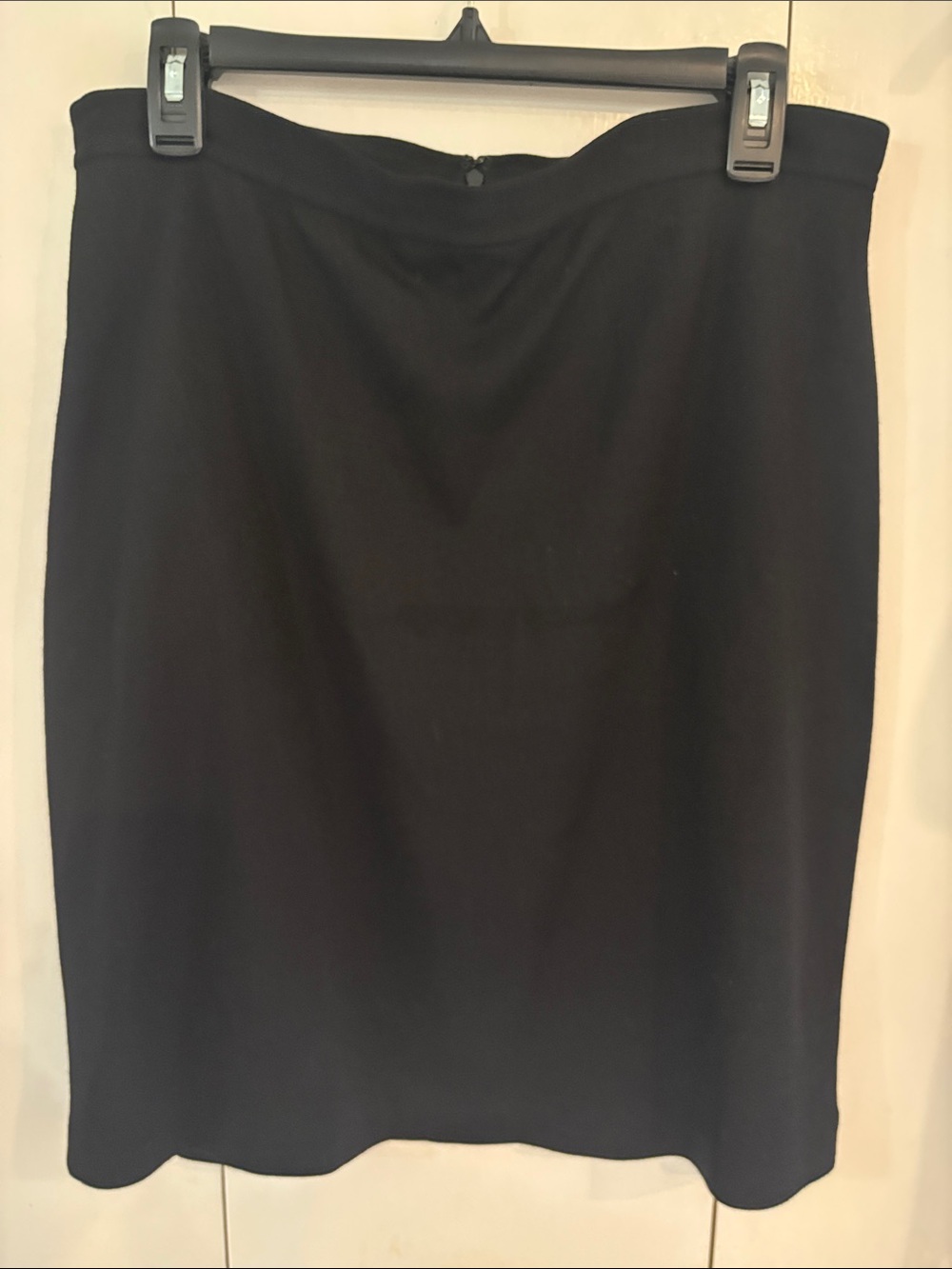 St. John Caviar black wool blend pencil skirt,10
